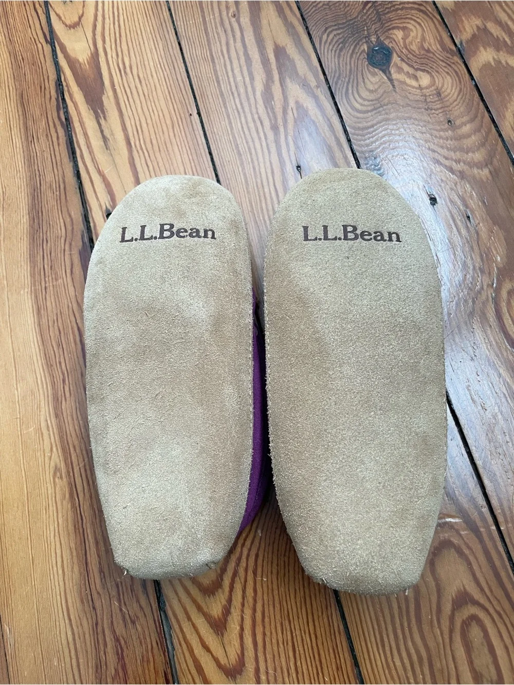 LL Bean Kids Wicked Good Purple Sheepskin Lined Moccasin Slippers Sz 4